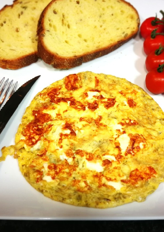 Una foto de Tortilla francesa con queso griego