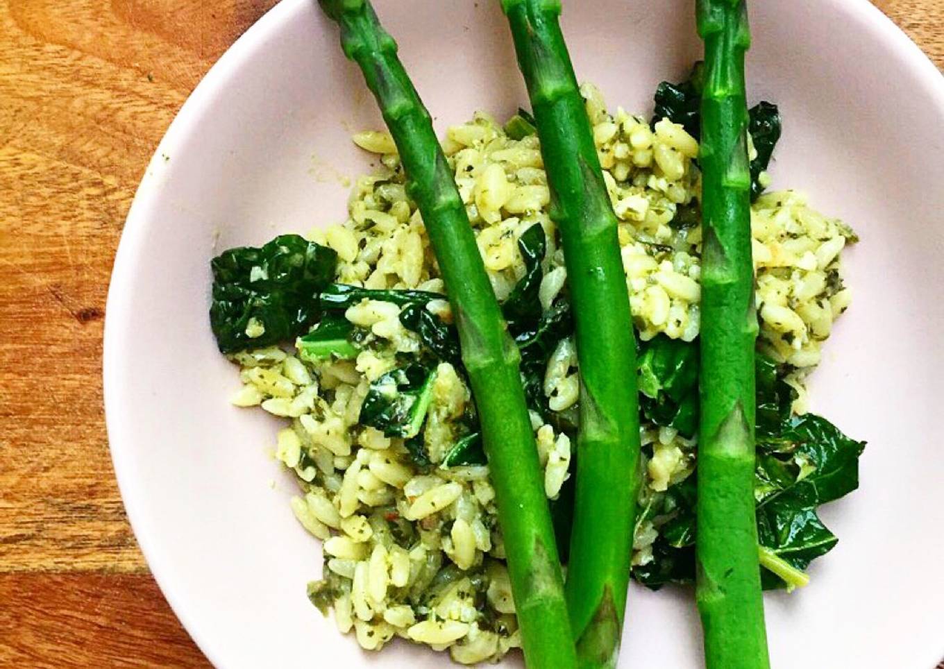 Orzo with Asparagus and Pesto