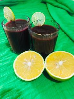 બીટ નું સૂપ (Beetroot Soup Recipe in Gujarati) રેસીપી મુખ્ય ફોટો