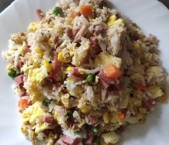 The New Way Serving Recipe Tuna and Ham Fried Rice Restaurant Style