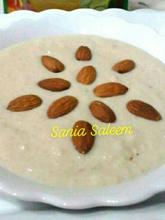 A picture of Apple Kheer.