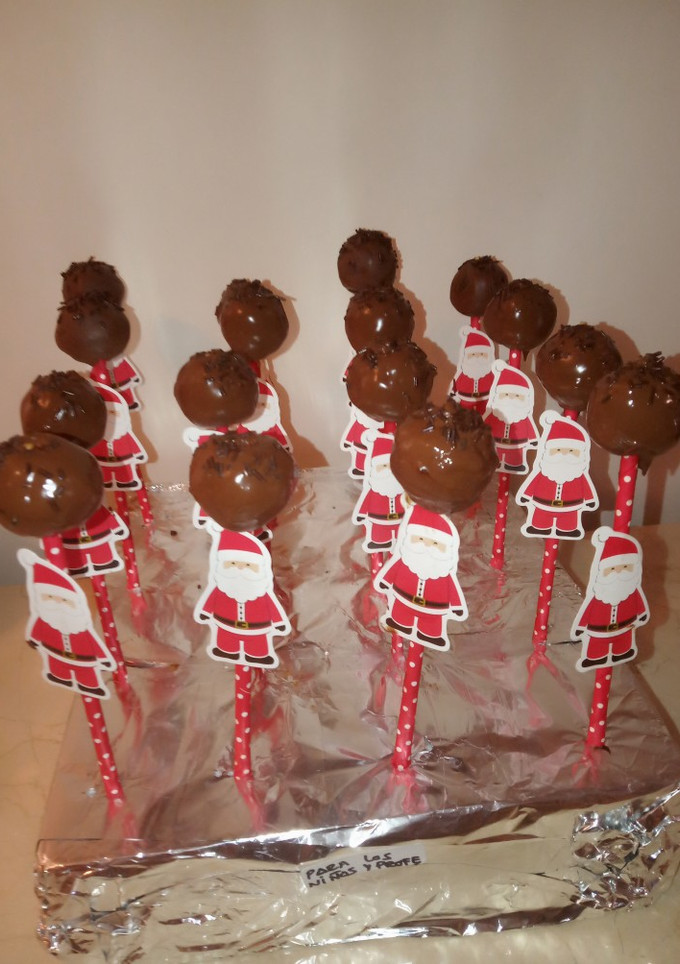Una foto de Cake pops crema chocolate