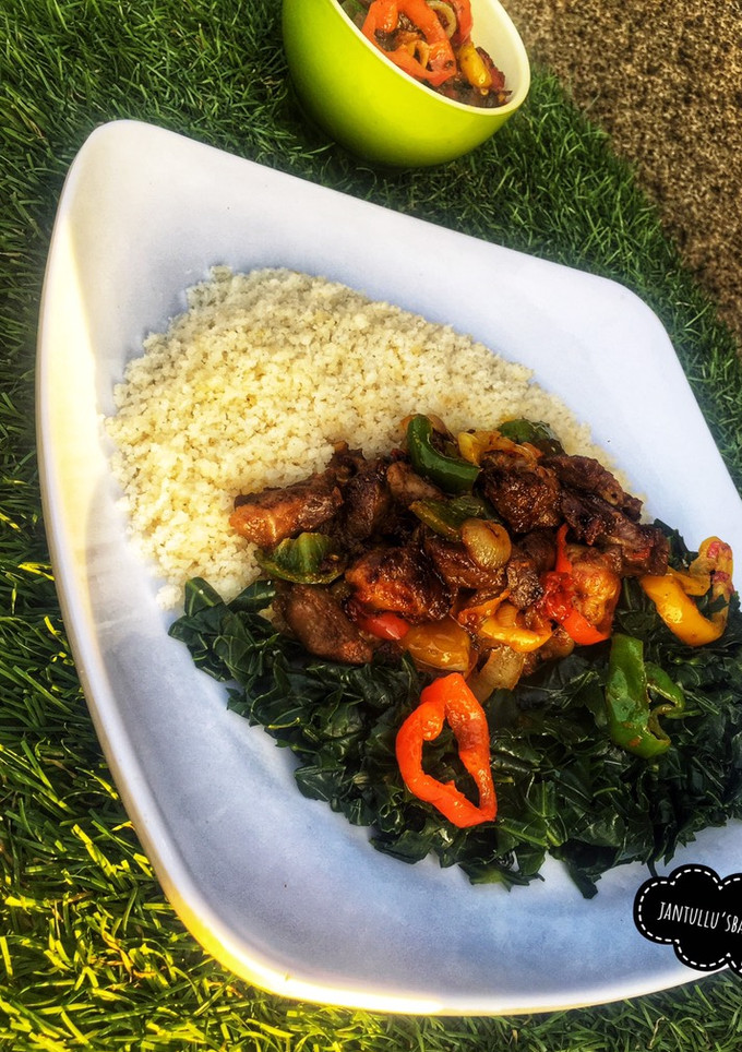 A picture of Cow heart sauce,steam rice grits and steam hospital.