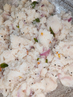 வெள்ளை ரவை உப்புமா(rava upma recie in tamil) செய்முறை முக்கிய புகைப்படம்