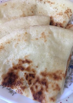 A picture of Pita bread.