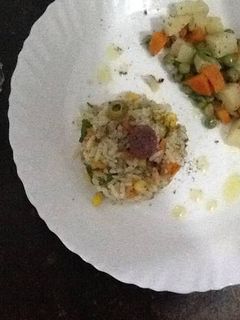 صورة لوصفة سلطة الخضار والأرز
