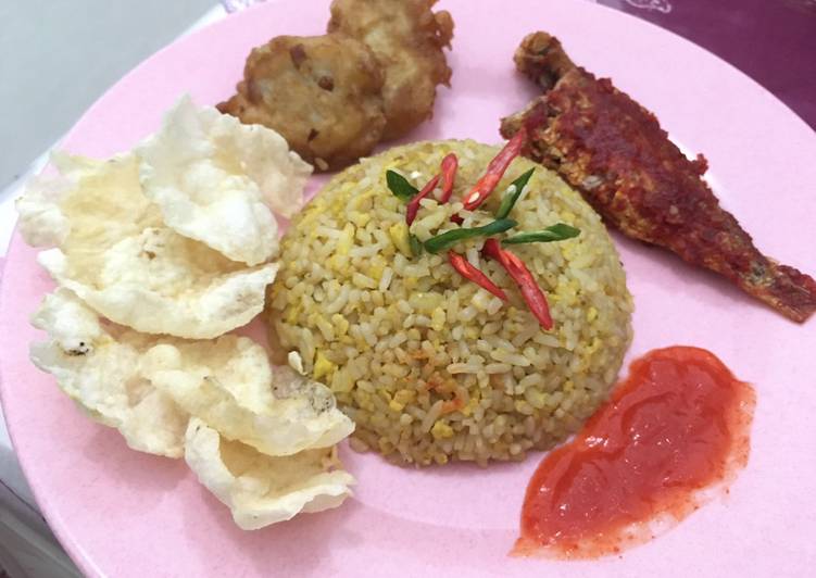 Nasi goreng telur ala dian