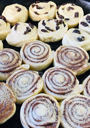 Una foto de Rollos dulces con pasas de uva