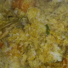 A picture of Chicken biryani.