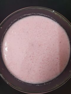 ரோஸ் மில்க் ஷேக் (Rose milk shake Recipe in Tamil) செய்முறை முக்கிய புகைப்படம்