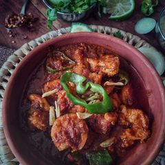 A picture of Dhaba Style Prawn karahi.