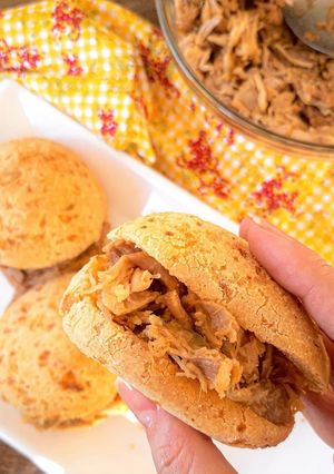Foto de Pão de queijo com pernil