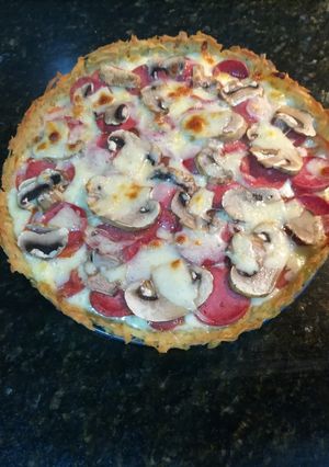 Una foto de Pizza de papa de Genovas y Champiñones