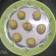 A picture of Bengal Gram Laddu.