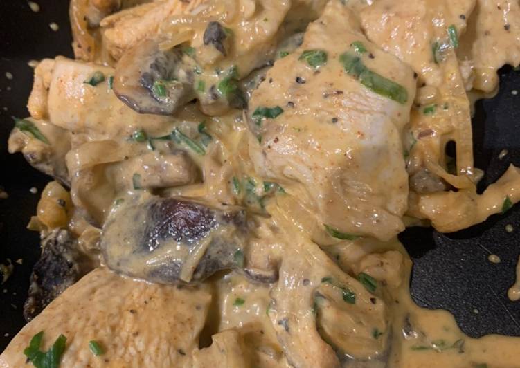 Chicken stroganoff