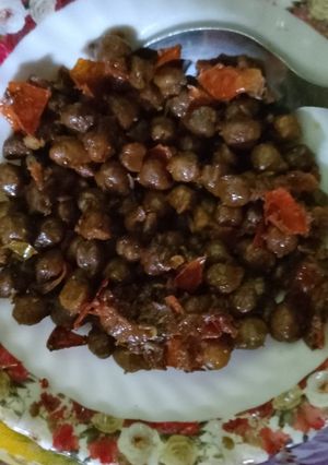 A picture of Chana masala.
