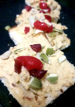 A picture of Hummus Toasties.