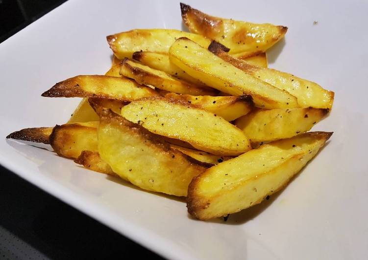 Recipe of Any-night-of-the-week Home made oven chips!!!