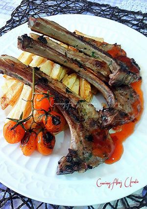 Foto principal de Chuletas de cordero marinados a la plancha