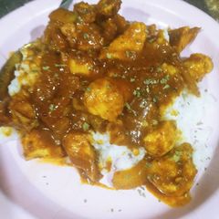 A picture of Chicken Tikka Masala.
