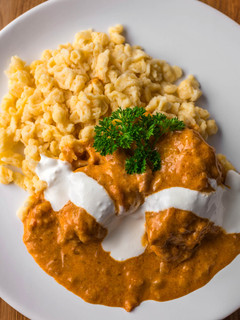 Klasszikus csirkepaprikás recept fotója