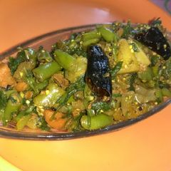 A picture of Palak veg fry.
