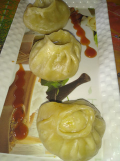 मोमोज (Momos recipe in hindi) रेसिपी मुख्य फोटो