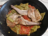 368. Paletillas de Conejo con judía verde y tomate