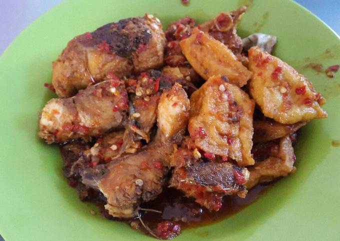 Resep Bandeng Bumbu Bali Merah Pedas yang Menggugah Selera