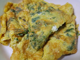 Trứng chiên lá ngải