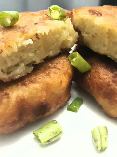 A picture of Irish potatoes balls.