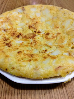 Una foto de Tortilla de patata y harina de garbanzo sin huevo