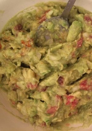A picture of Avocado dip.