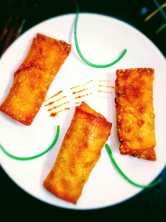 A picture of Crispy Chicken Wontons.