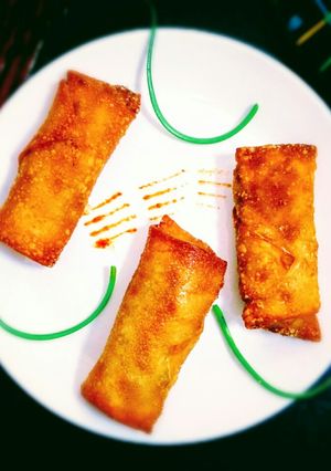 A picture of Crispy Chicken Wontons.