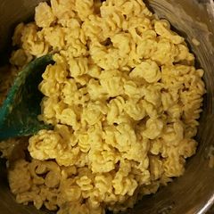 A picture of Easy Stove Top Mac n Cheese.