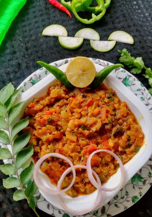 लौकी का भरता(Lauki ka bharta recipe in Hindi) रेसिपी मुख्य फोटो
