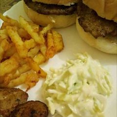 A picture of Chicken kabab Burger.