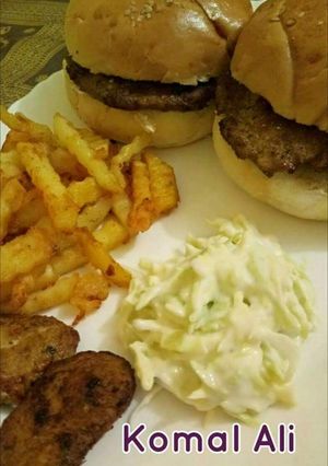A picture of Chicken kabab Burger.