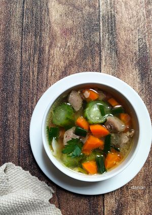 Foto resep Sup Bening Oyong Wortel