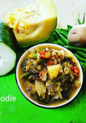 A picture of Vegetables Santula.