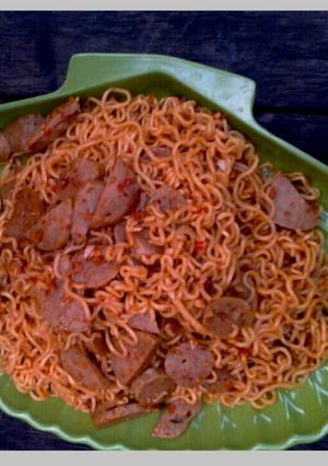 Foto resep Mie sosis Mayor super pedes