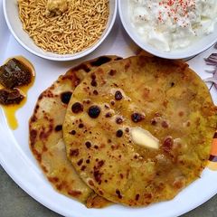 A picture of Pumpkin parathas.
