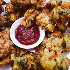 Mix vegetable pakoray A picture of Mix vegetable pakoray.