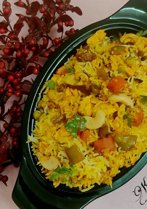 A picture of Hyderabadi Veg Dum Biryani.