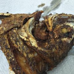 A picture of Fish head.