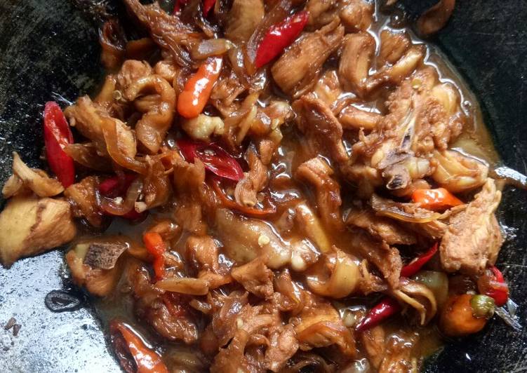 DICOBA@ Resep Ayam suir kecap (maaf abaikan wajan yang item) 😂 masakan rumahan simple