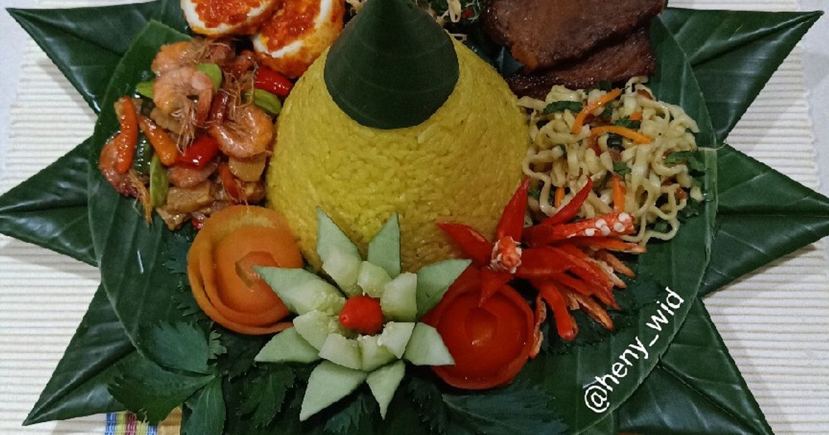 Tumpeng Nasi Kuning