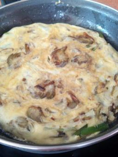 Una foto de Tortilla de alcachofas