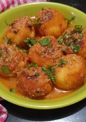 মেথি মালাই কোফতা (methi malai kofta recipe in Bengali) রেসিপির প্রধান ছবি